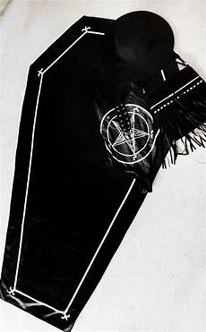Coffin Towel